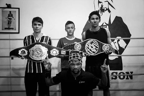 Douglas Andrade - Aulas de Boxe Zona Leste com Jack Welson